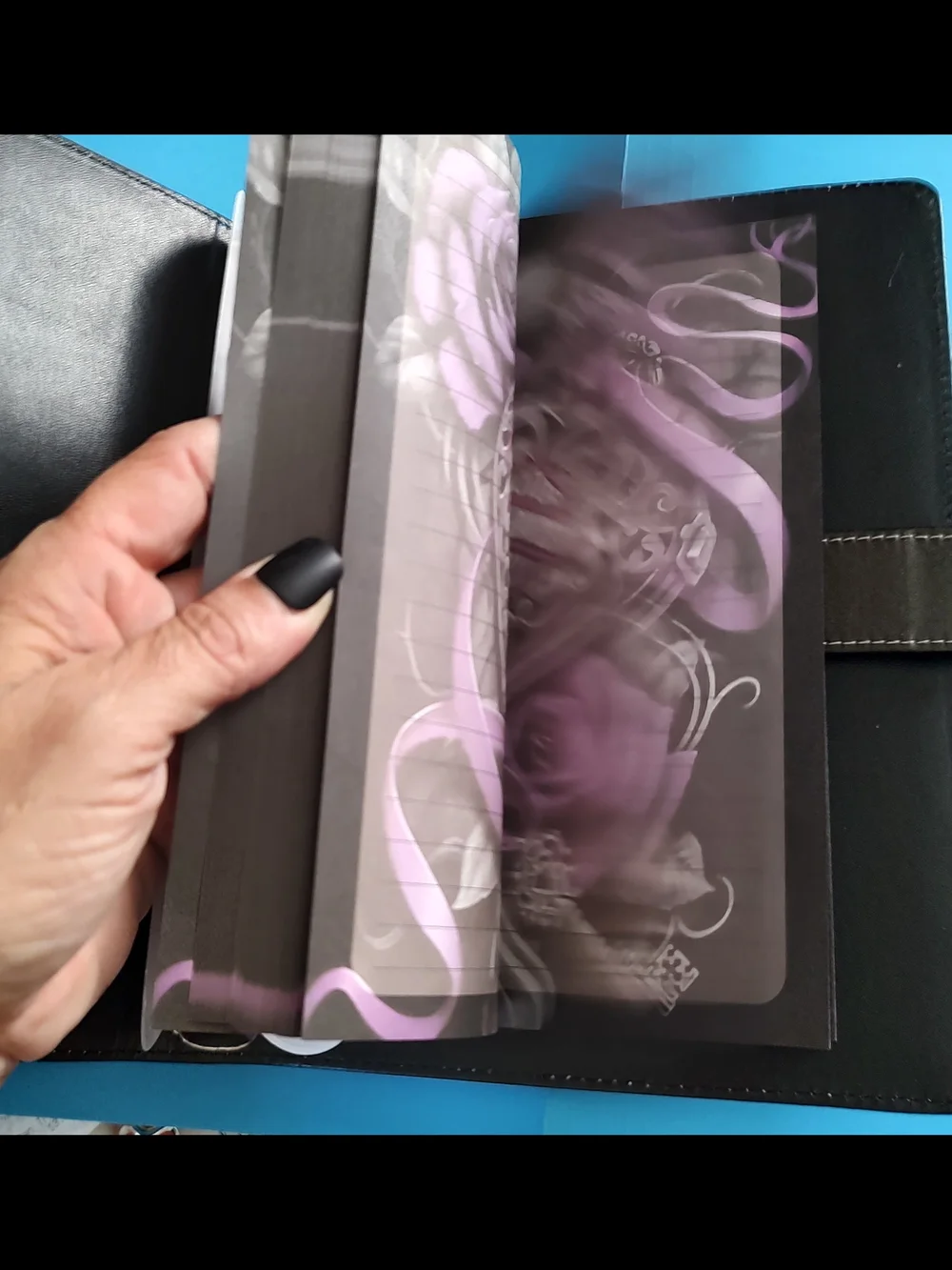 Harley-Davidson Black and Purple Heart & Rose Binder With Matching Designer Pape